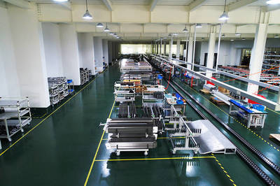 国内最长电脑横机总装生产流水线正式投产